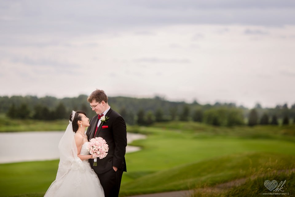 Bridal portraits at Eagle Eye Golf Club Lansing MI