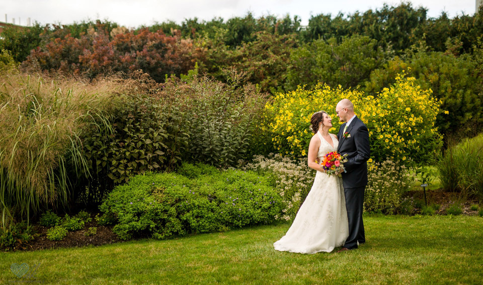 wedding photographs at the MSU gardens East Lansing