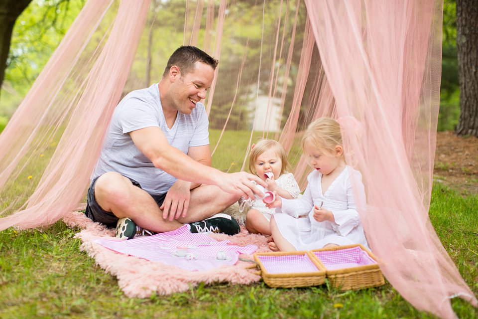 Teatime with daddy photo session