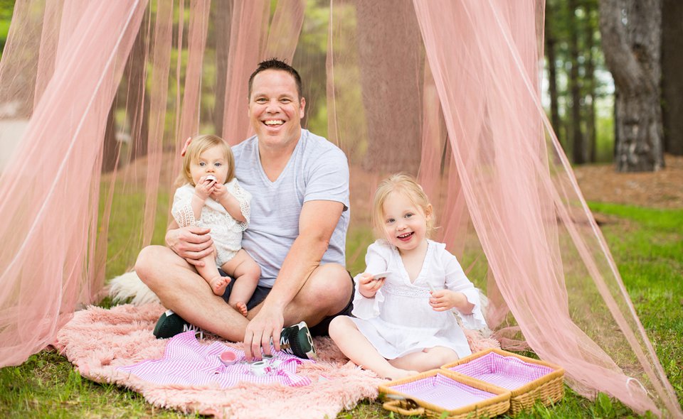 Teatime with daddy photo session