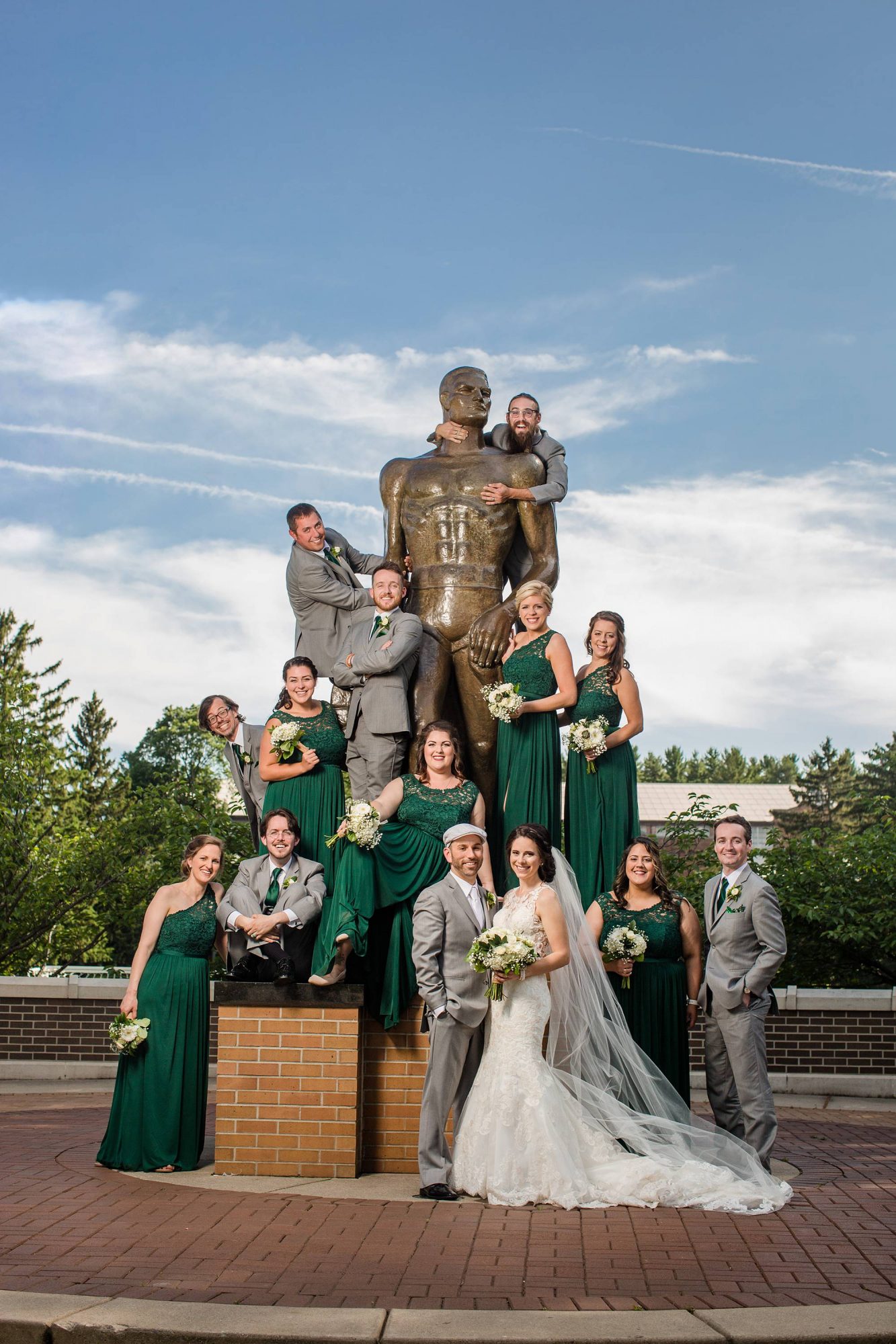 MSU wedding photographer Sparty staute