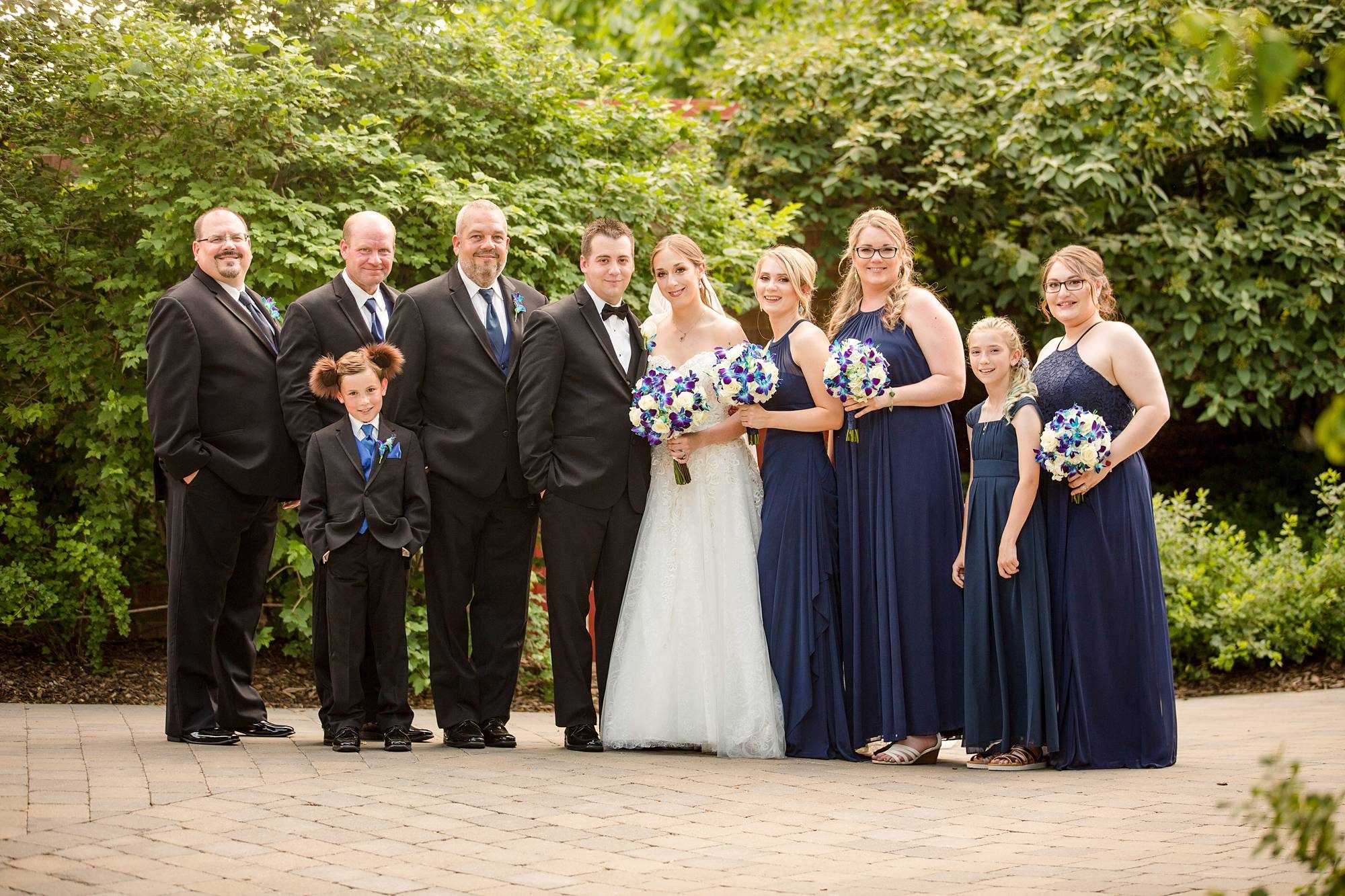 Toledo Zoo outdoor wedding photographs