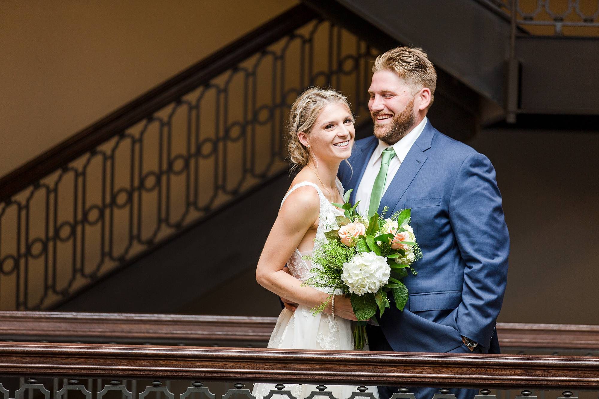 Detroit wedding photographs at the Farwell building