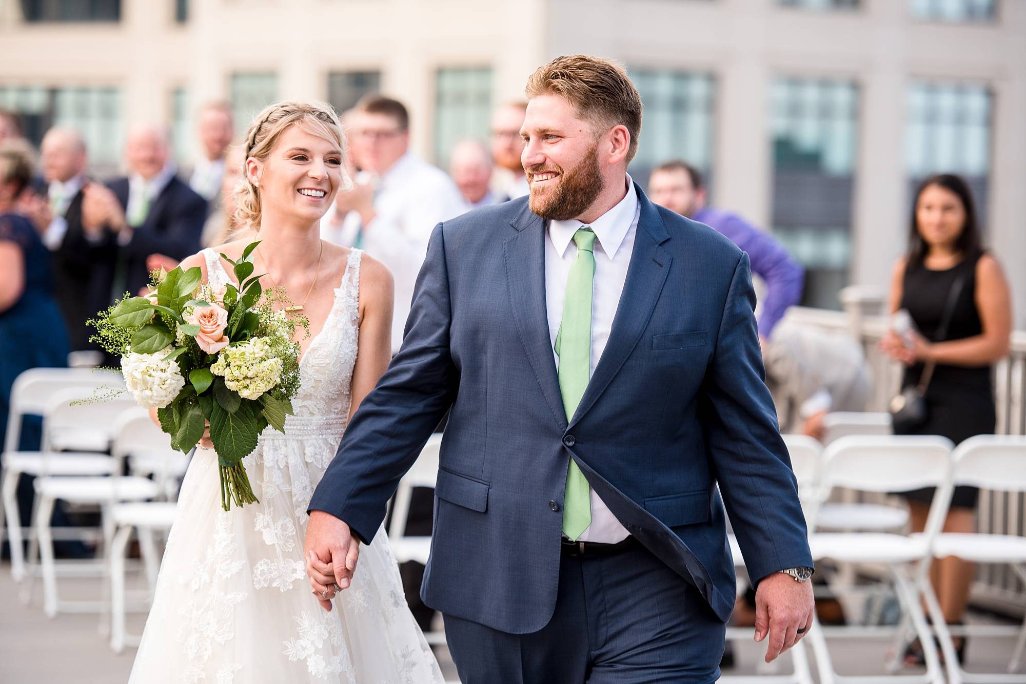 Detroit wedding photographs at the Farwell building