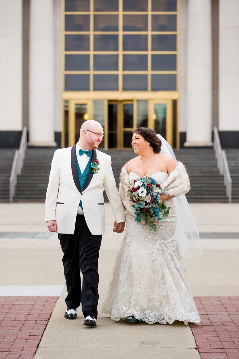 Crowne Plaza Lansing West Wedding // Alesa and Chris