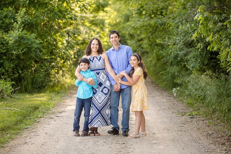 Alvarez Family Session at the Lincoln Brick Park