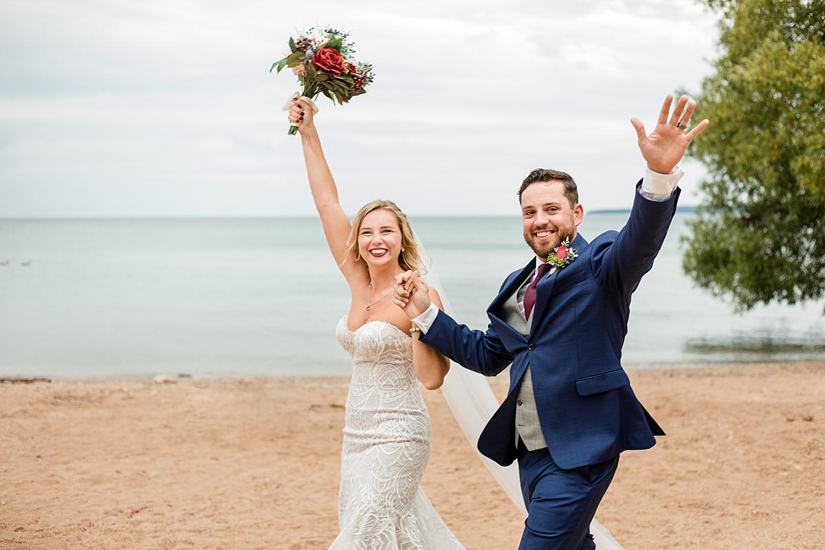 wedding at Breaker's Resort in St Ignace Michigan