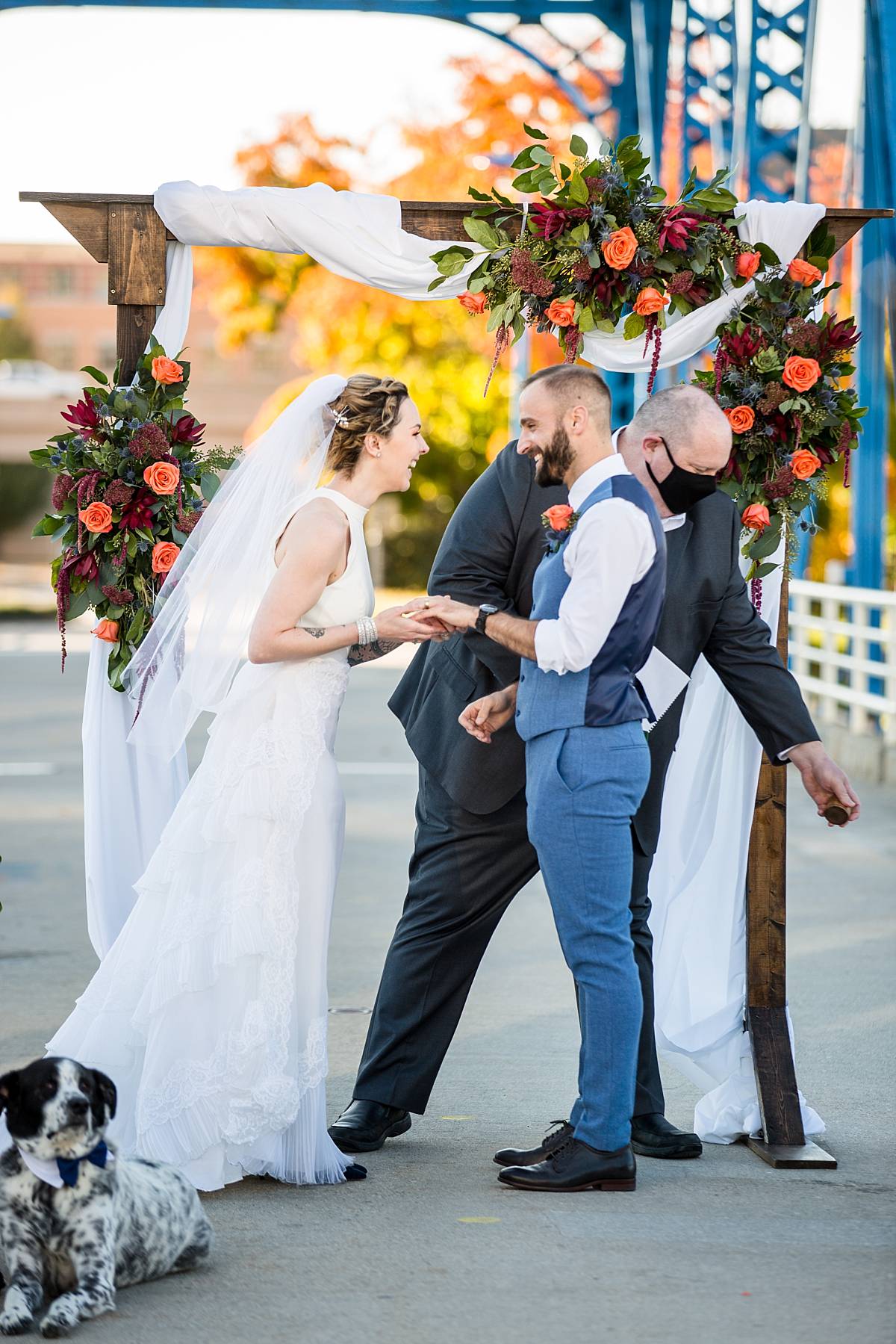 Micro wedding ceremony at the Grand Rapids Blue Bridge