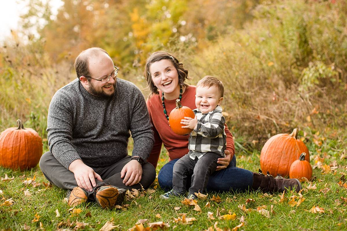 Fall family photographs at Lincoln Brick Park in Grand Ledge, Michigan