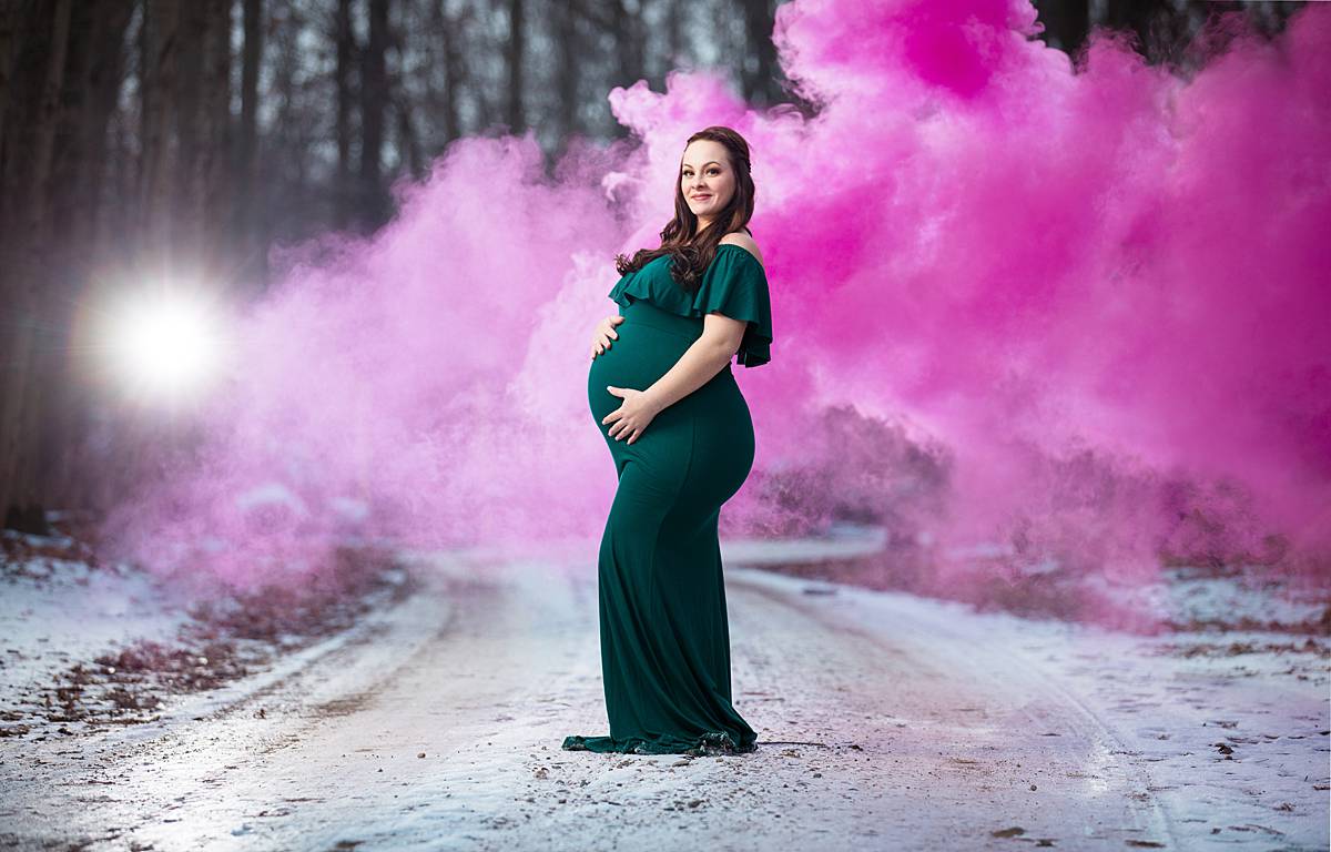 Maternity session in Grand Ledge, Michigan using smoke bombs