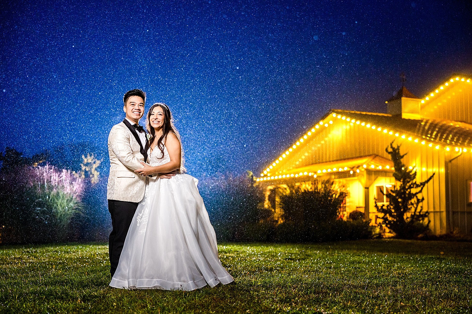 rainy nighttime wedding ay photographs at the Northfork Estate in Eaton Rapids, MI